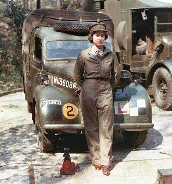 Young Queen Elizabeth as a mechanic during WW2 [560 x 600] (c. 1939)
